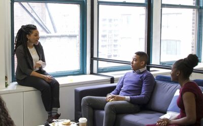 O que realmente diferencia um inglês básico de uma comunicação profissional no ambiente corporativo