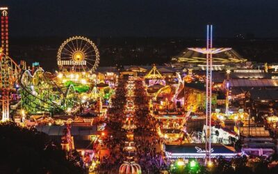 Eventos internacionais em setembro: como aproveitar festivais e feiras usando o inglês